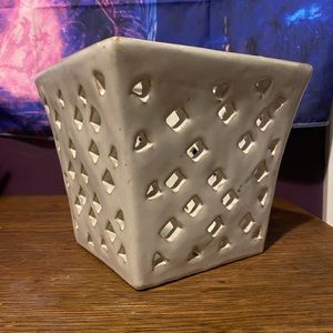 White Organizer/Storage Ceramic